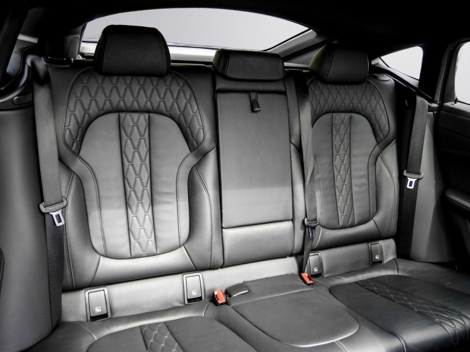 BMW X6 xDrive40d - foto 9