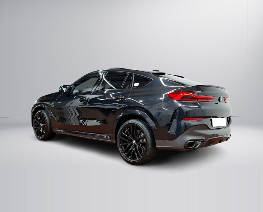 BMW X6 M60I xDrive (3)