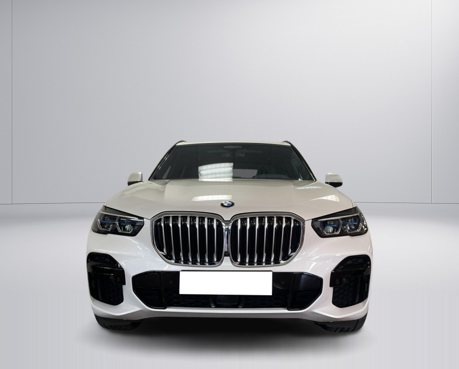 BMW X5 xDrive30d M-Sport (2)