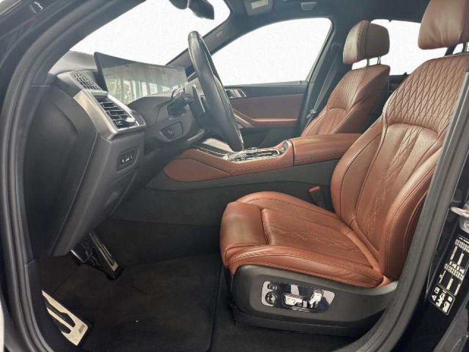 BMW X6 M60i xDrive - foto 6
