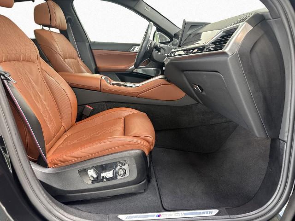 BMW X6 M60i xDrive - foto 8