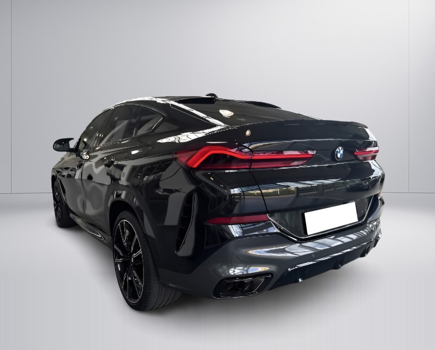 BMW X6 M60i xDrive (4)