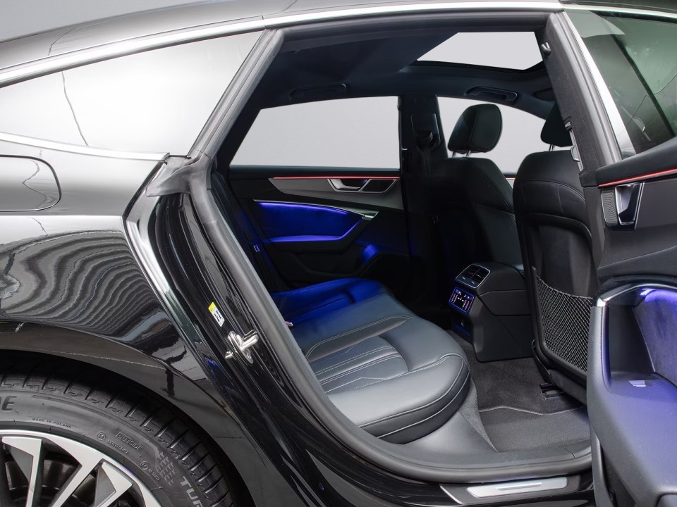 Audi A7 Sportback 55 TFSI Quattro - foto 16