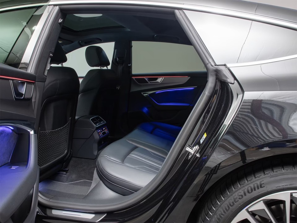 Audi A7 Sportback 55 TFSI Quattro - foto 15