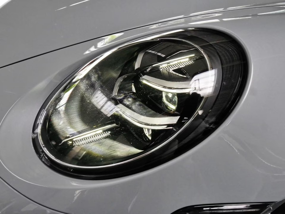 Porsche 911 - foto 22