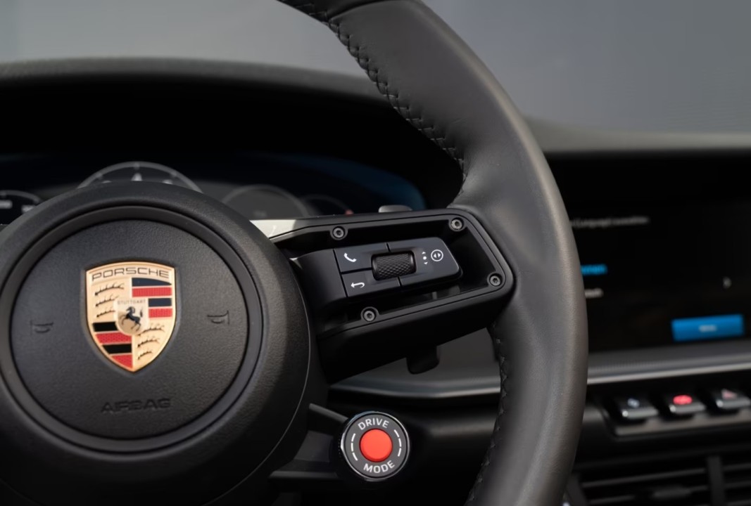 Porsche 911 Cabrio - foto 11