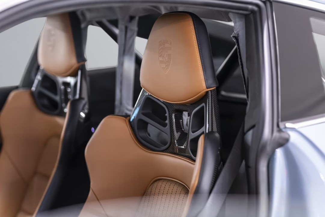 Porsche 911 - foto 17
