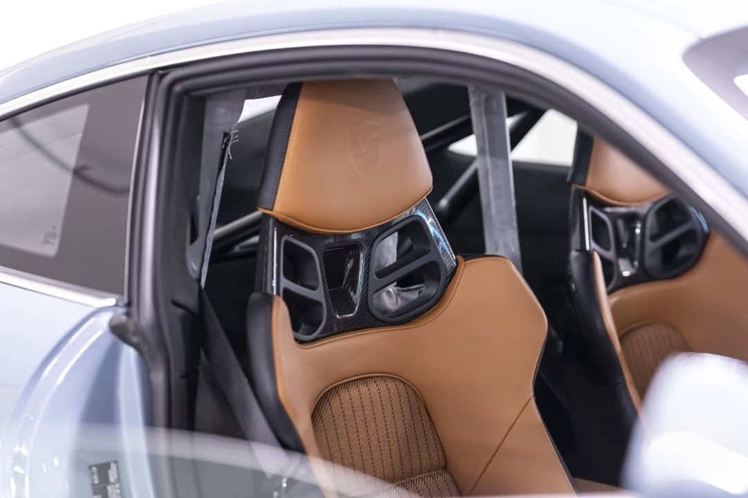 Porsche 911 - foto 16