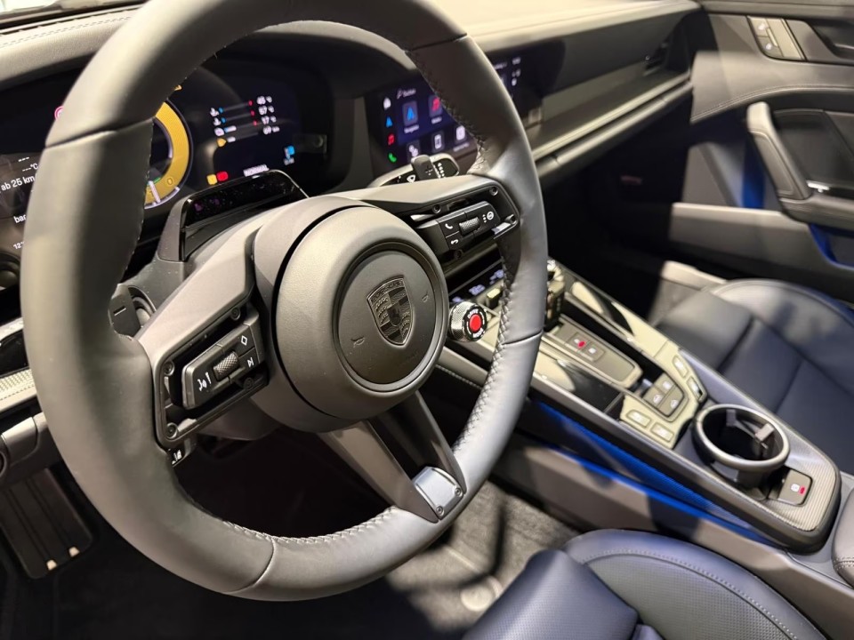 Porsche 911 Turbo S - foto 17