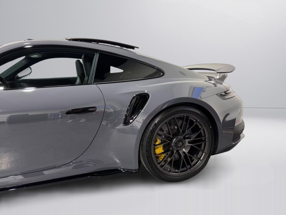Porsche 911 Turbo S - foto 30