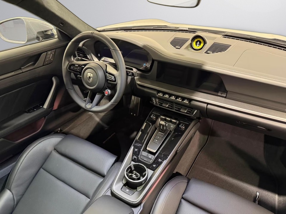 Porsche 911 Turbo S - foto 19