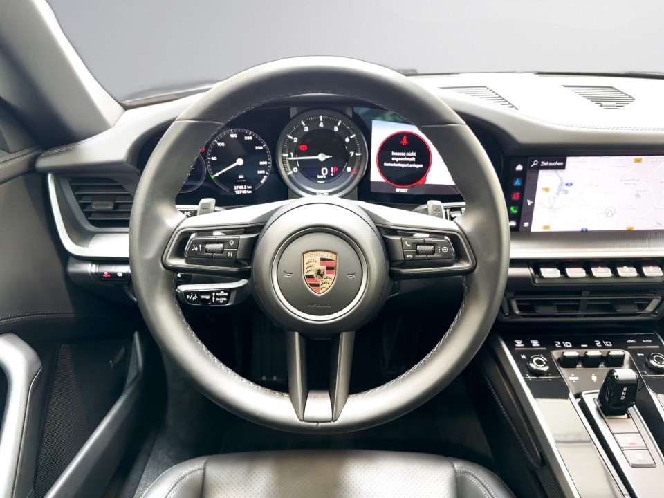 Porsche 911 Carrera - foto 11