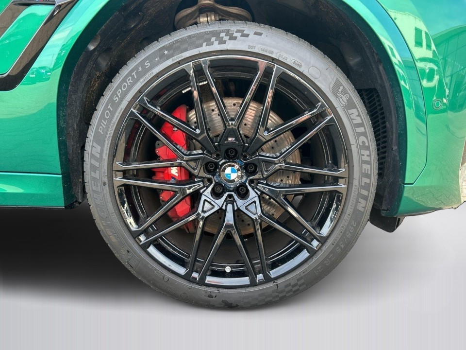 BMW X6 M Competition - foto 14