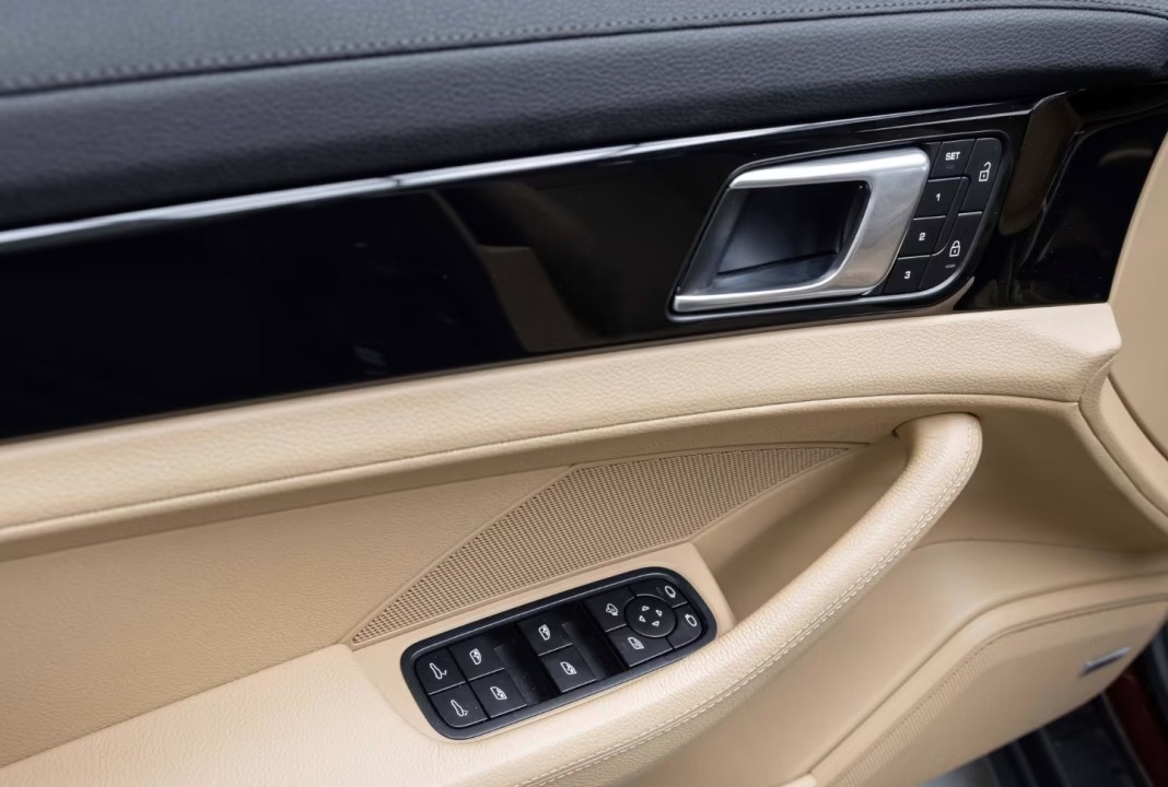Porsche Panamera 4S Sport Turismo - foto 17
