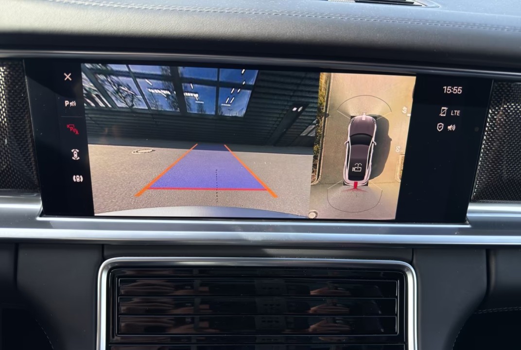 Porsche Panamera 4 Platinum Edition - foto 16