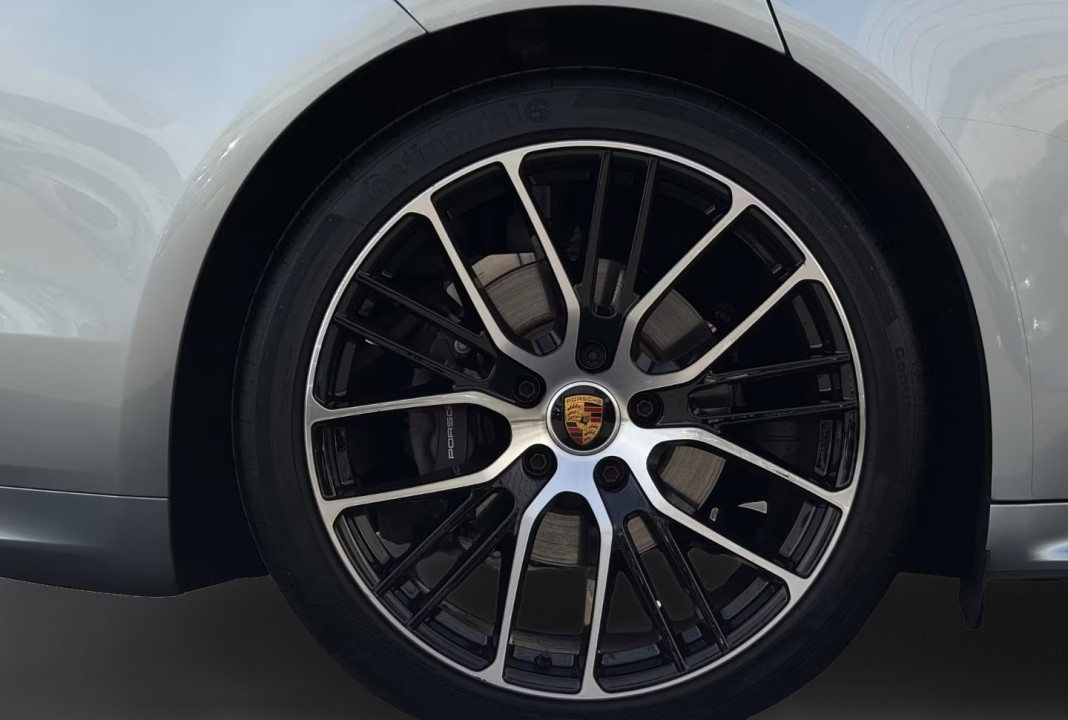 Porsche Panamera 4 Platinum Edition - foto 25