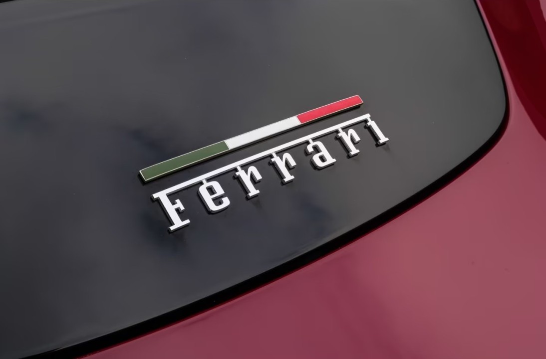 Ferrari Roma Spider - foto 29