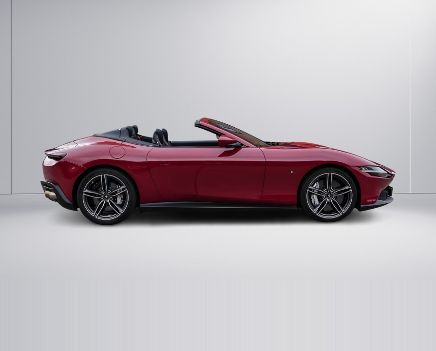 Ferrari Roma Spider (2)