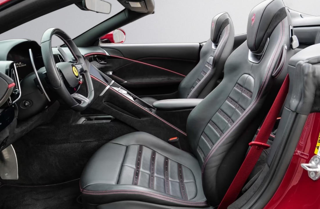 Ferrari Roma Spider - foto 12