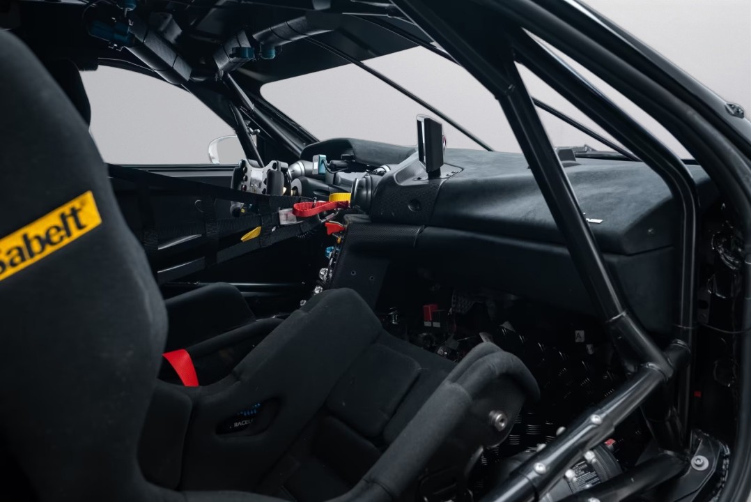 Ferrari 296 GTB Challenge - foto 8