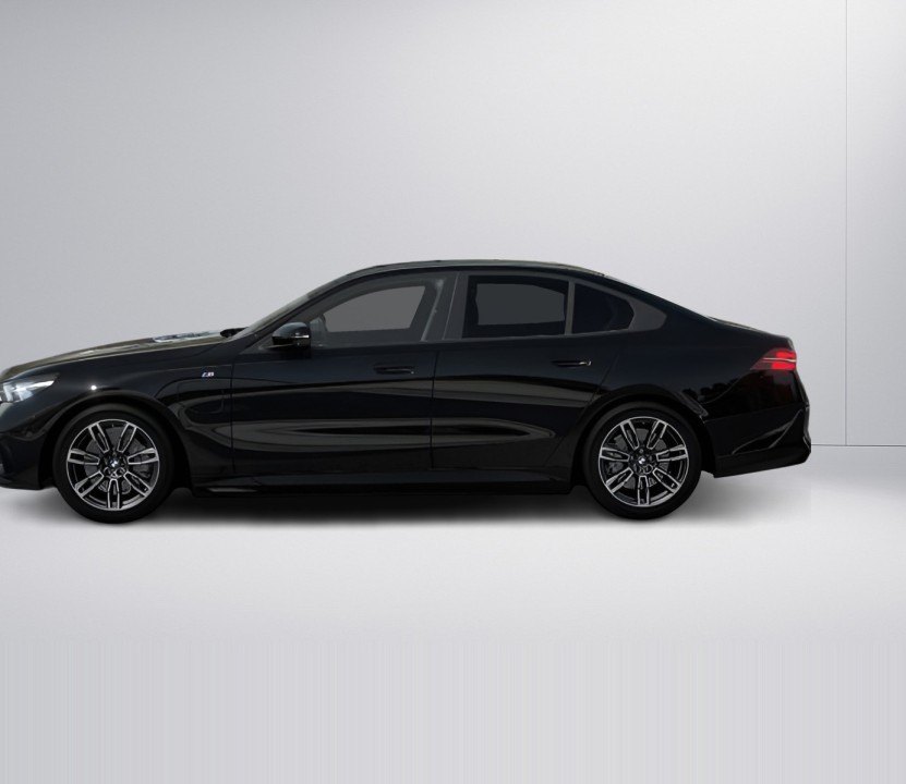 BMW Seria 5 530e xDrive (2)
