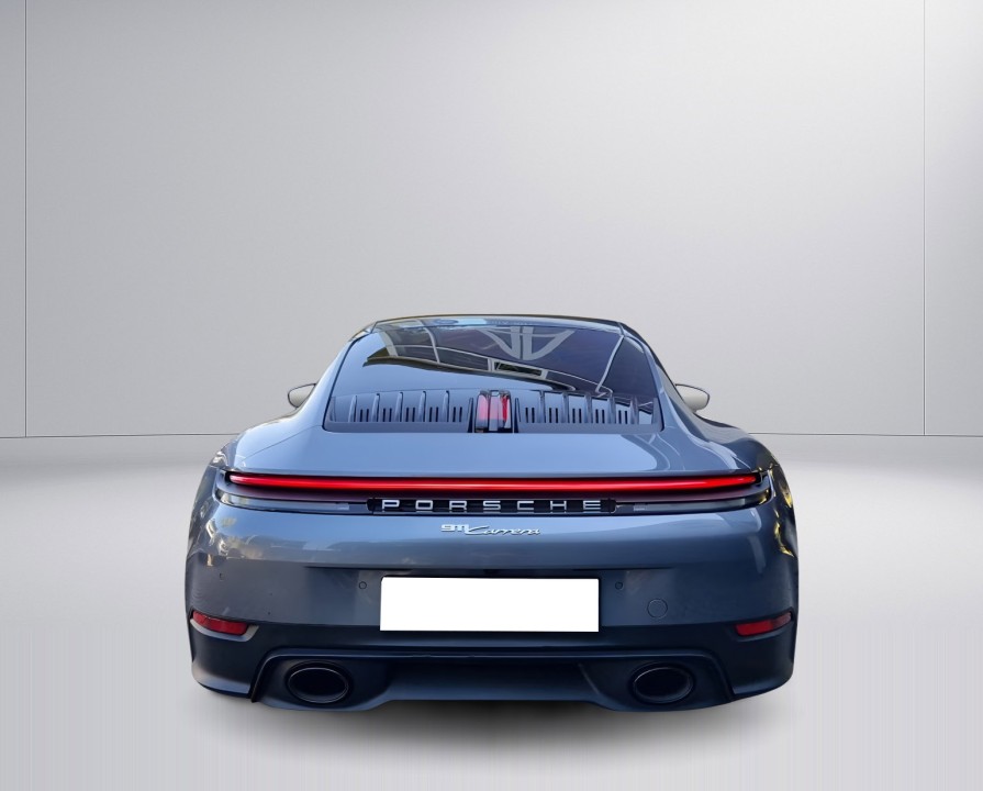 Porsche 911 Carrera (4)
