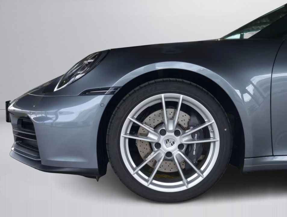 Porsche 911 Carrera - foto 17
