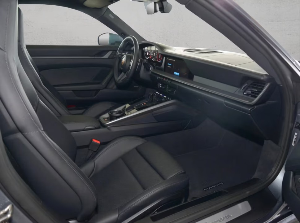 Porsche 911 Carrera - foto 11