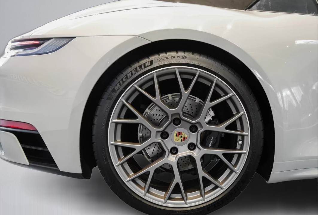 Porsche 911 Carrera Cabriolet - foto 32