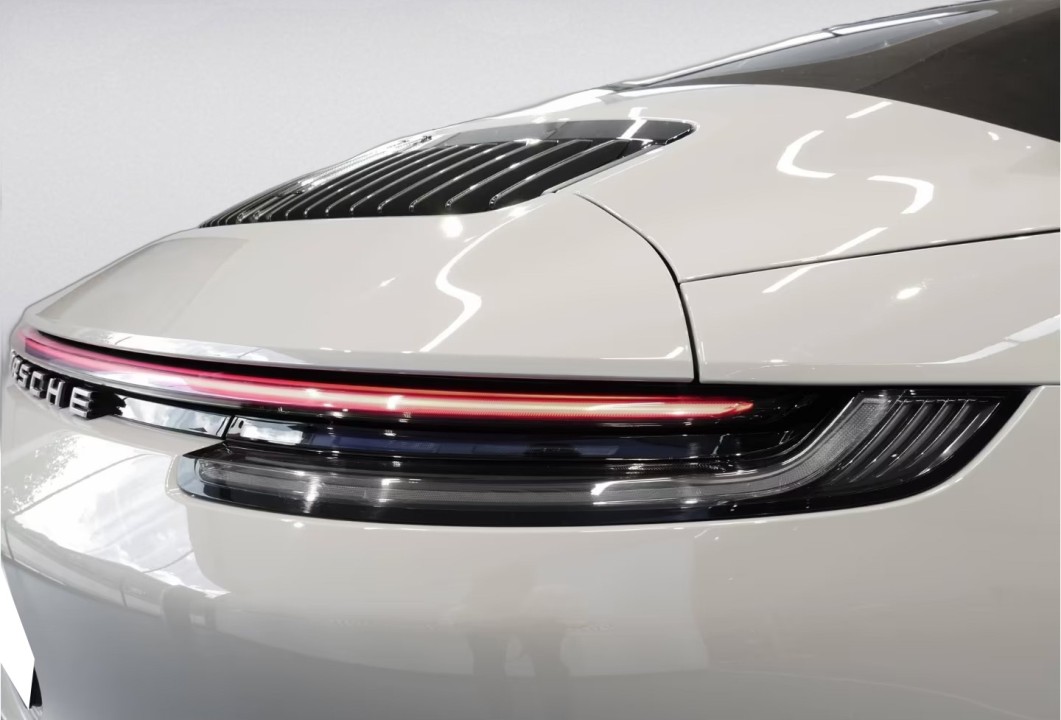 Porsche 911 Carrera Cabriolet - foto 29