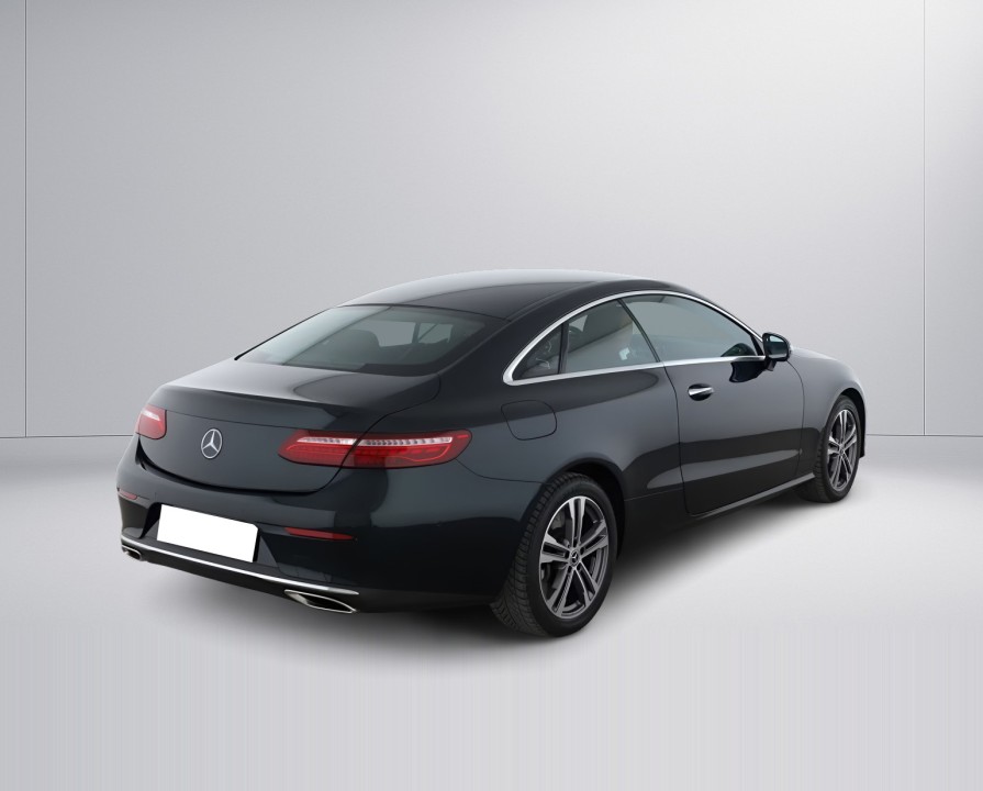 Mercedes-Benz E 450 4MATIC (3)