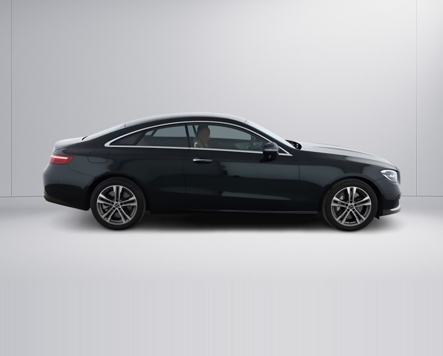 Mercedes-Benz E 450 4MATIC (2)