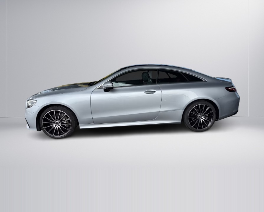 Mercedes-Benz E 400d 4MATIC Coupé AMG (2)