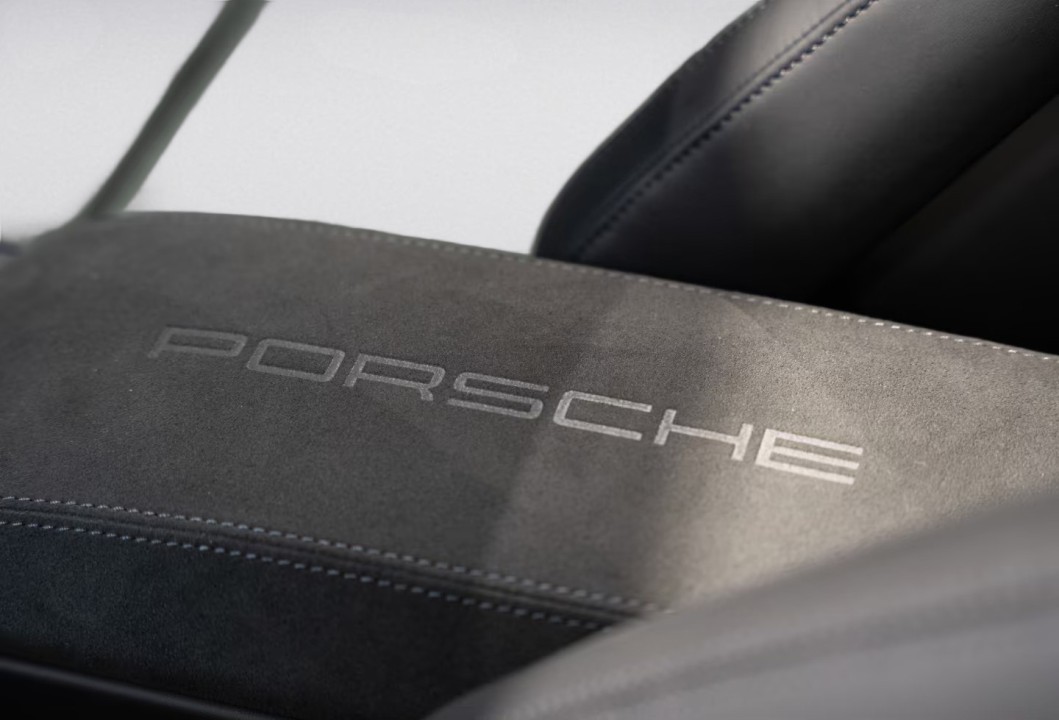 Porsche 911 Carrera 4 GTS Cabriolet - foto 24