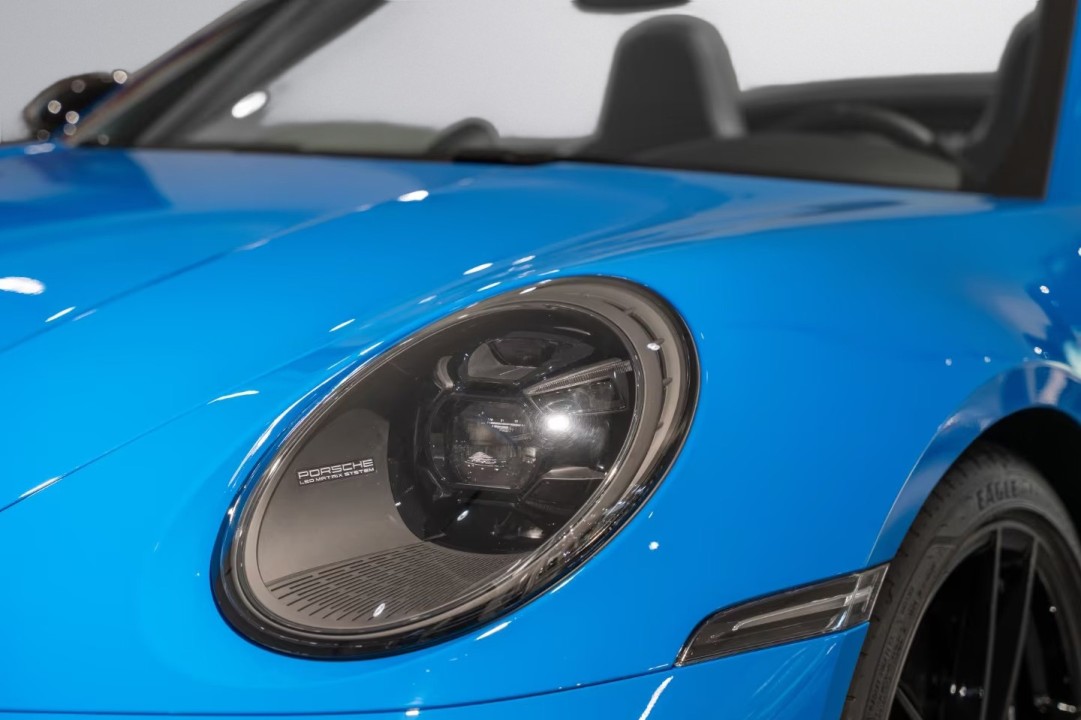Porsche 911 Carrera 4 GTS Cabriolet - foto 34