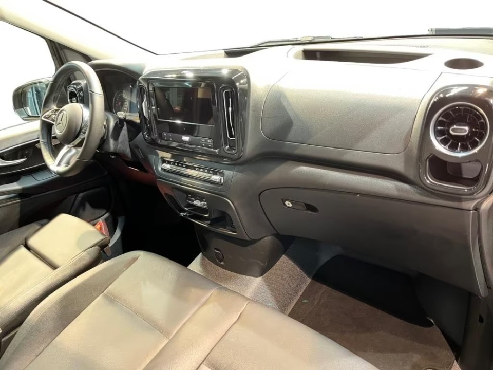 Mercedes-Benz Vito (5)