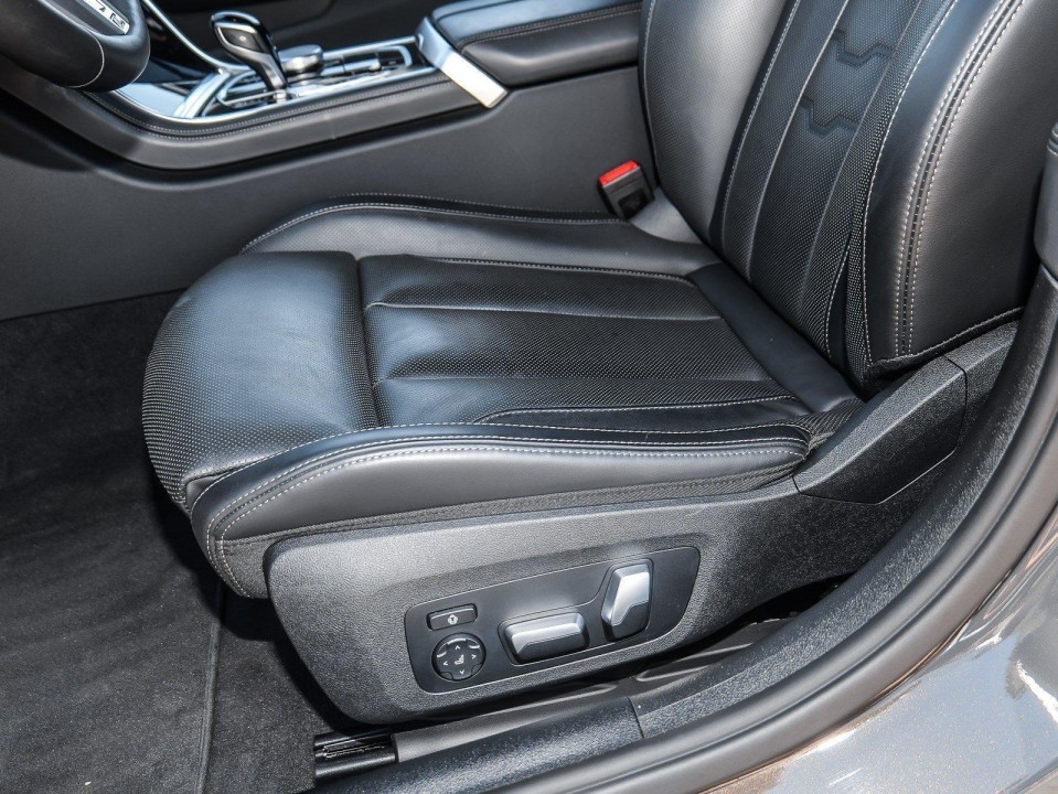 BMW Seria 8 M850i xDrive Gran Coupé - foto 20