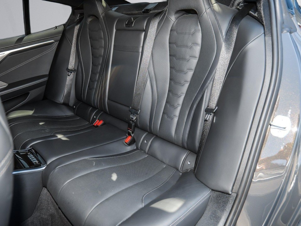BMW Seria 8 M850i xDrive Gran Coupé - foto 19