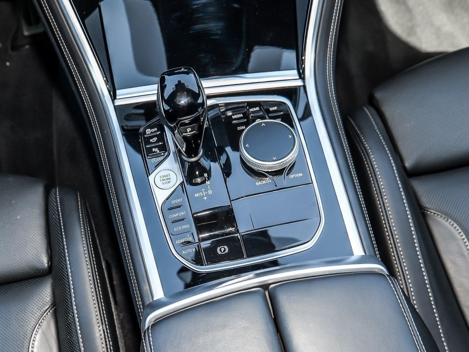 BMW Seria 8 M850i xDrive Gran Coupé - foto 16