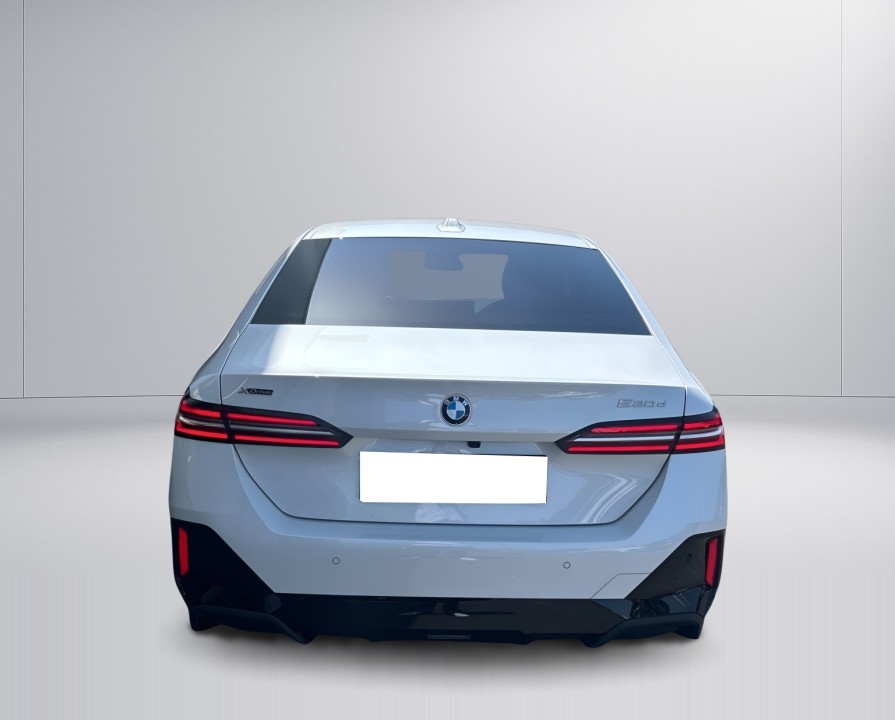 BMW Seria 5 520d xDrive (4)