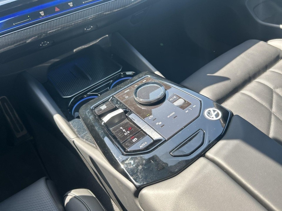 BMW Seria 5 520d xDrive - foto 9