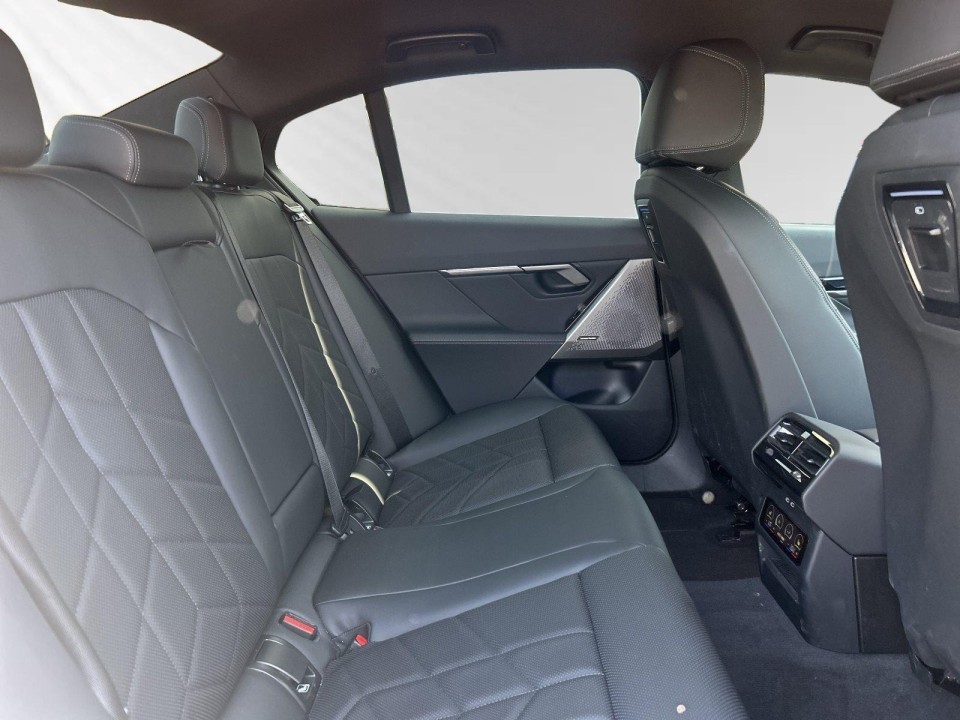 BMW Seria 5 520d xDrive - foto 11