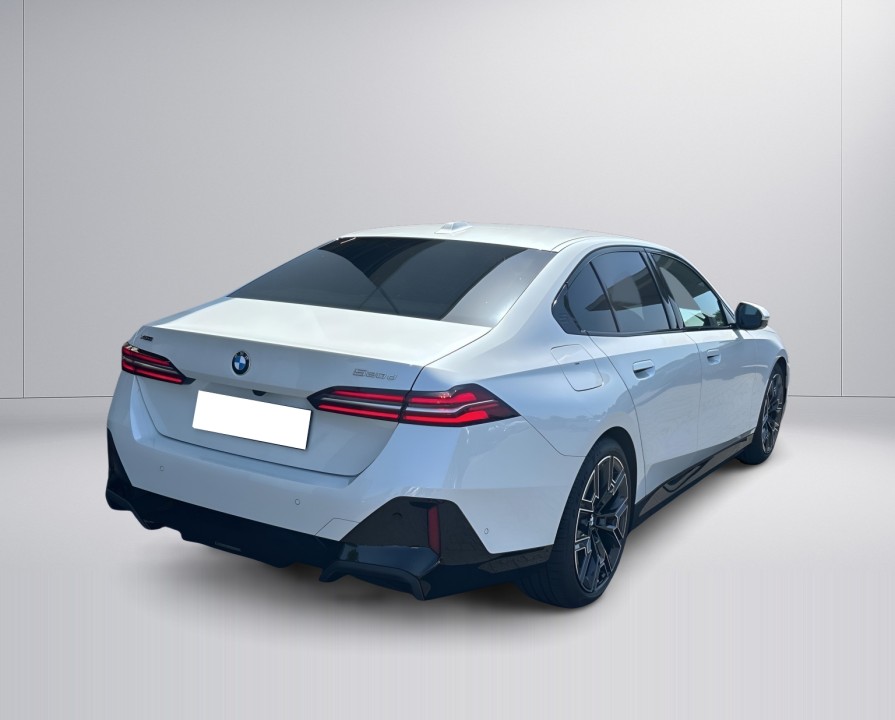 BMW Seria 5 520d xDrive (3)