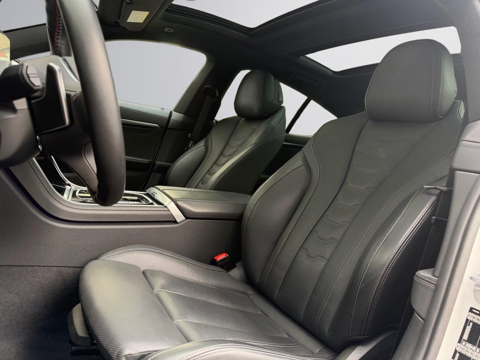 BMW Seria 8 M850i xDrive Gran Coupé (4)