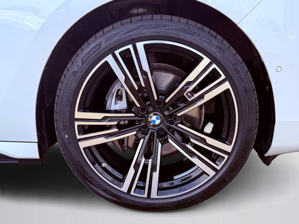 BMW Seria 7 740D XDRIVE - foto 18