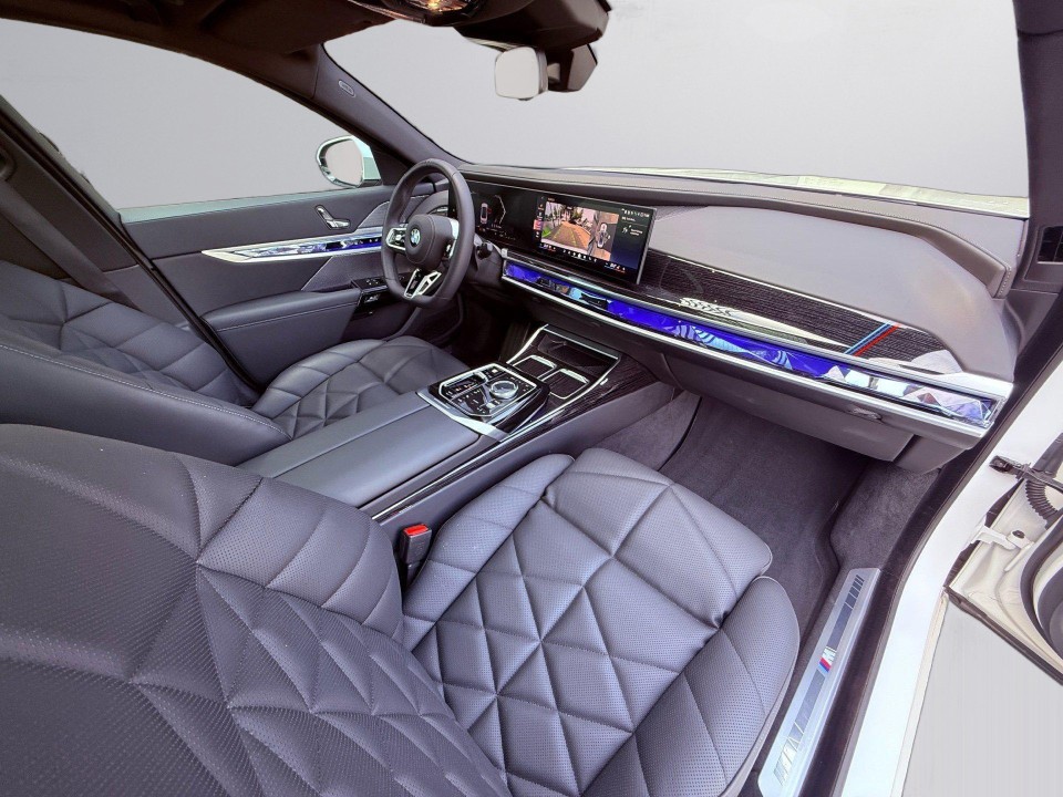 BMW Seria 7 740D XDRIVE - foto 10