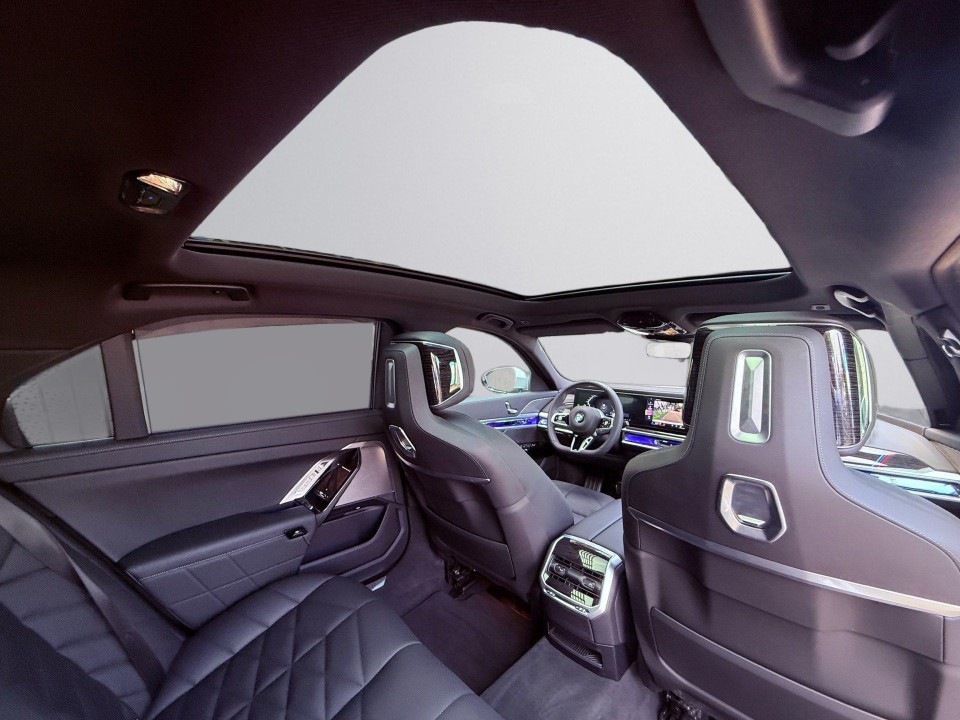 BMW Seria 7 740D XDRIVE - foto 12