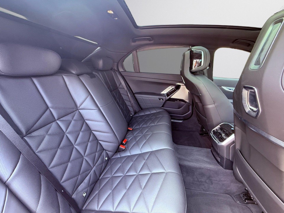 BMW Seria 7 740D XDRIVE - foto 9