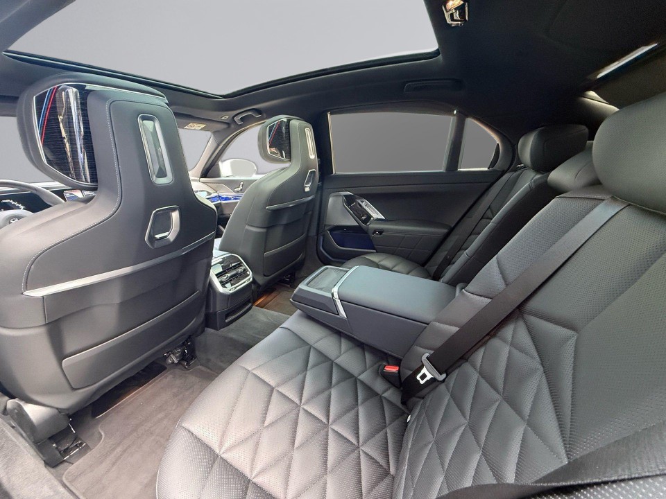 BMW Seria 7 740D XDRIVE - foto 7