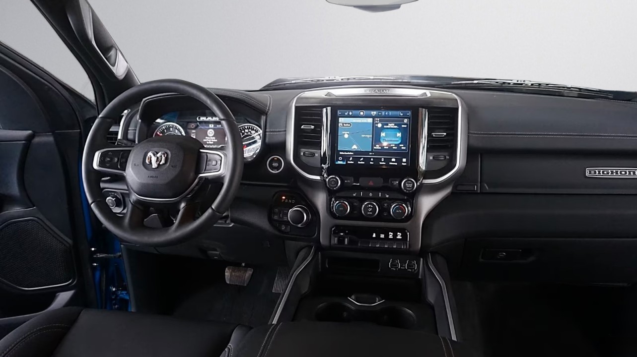 Dodge RAM 1500 - foto 9